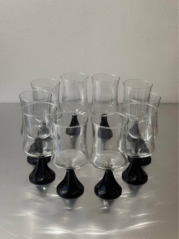 Set of 10 Vintage Ravenhead Black Arabesque Glasses