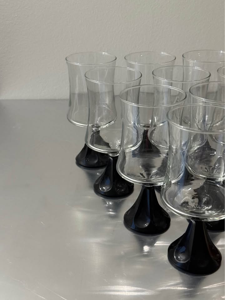 Set of 10 Vintage Ravenhead Black Arabesque Glasses