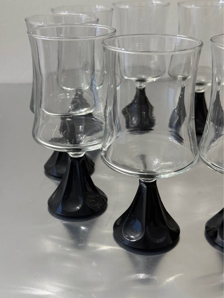 Set of 10 Vintage Ravenhead Black Arabesque Glasses