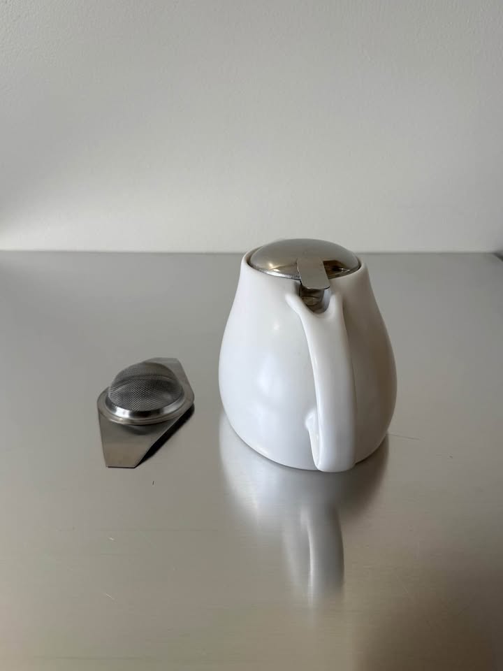 Vintage Modern Porcelain Tea Pot