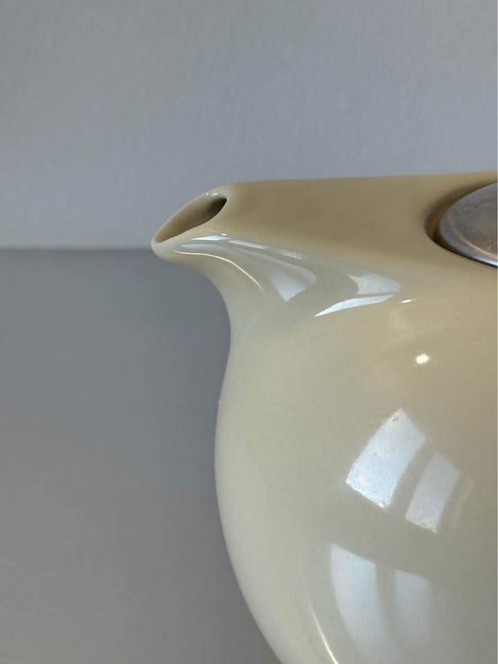 MCM Irish Cream Stainless Steel Teapot