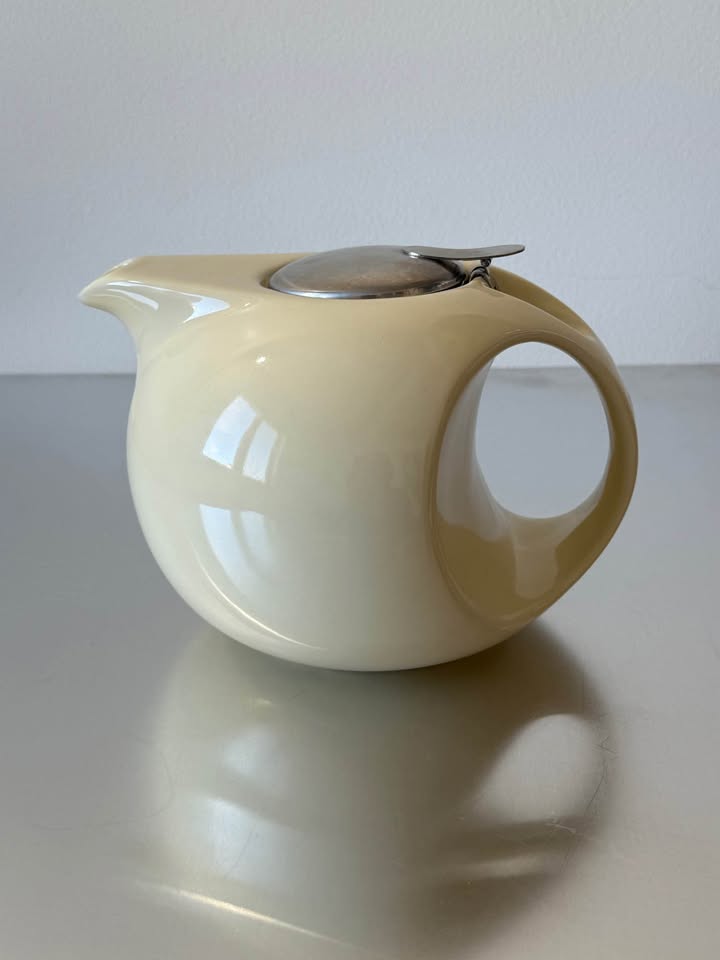 MCM Irish Cream Stainless Steel Teapot