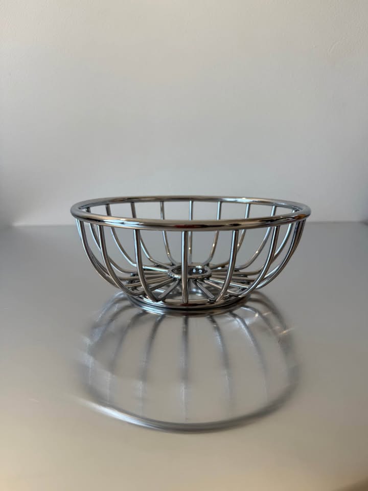 Chrome Stainless Steel Wired Fruit Bowl