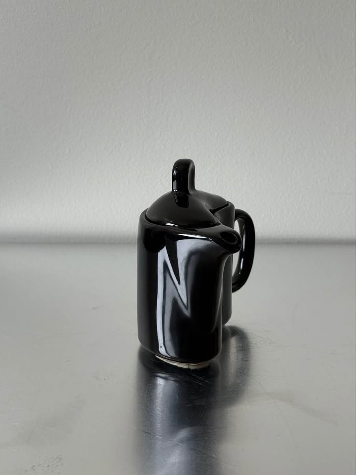 Vintage Black Wavy Ceramic Pot