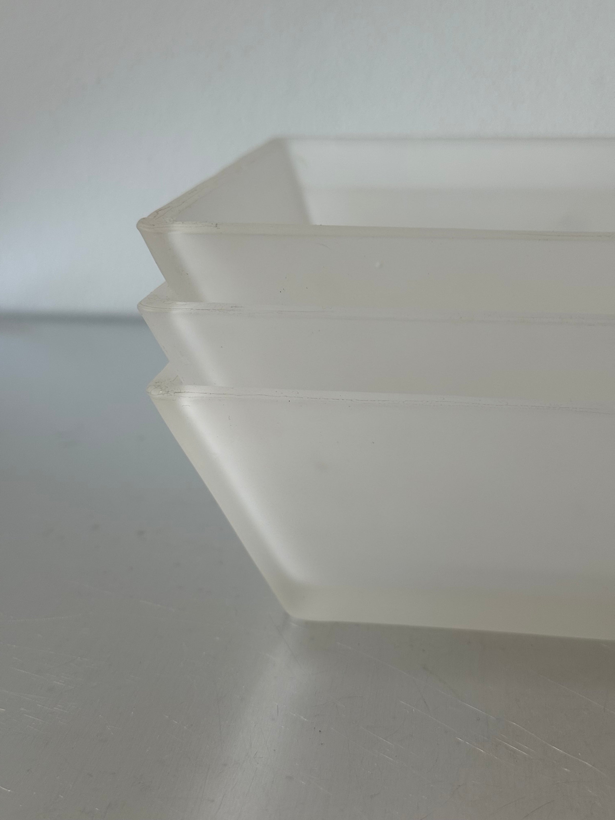 Set of 3 crystal frosted bowls