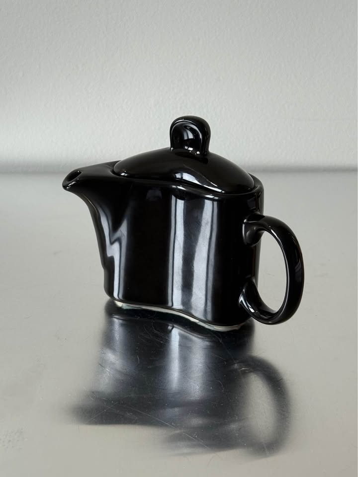 Vintage Black Wavy Ceramic Pot