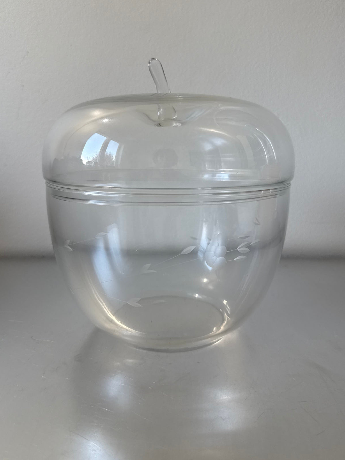 House Heritage Apple Bowl Hand Blown Jar