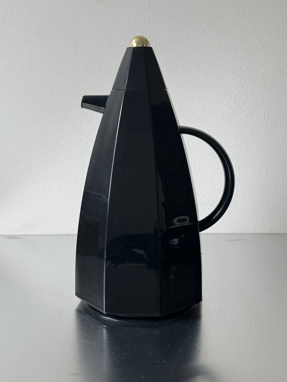 Postmodern Studio Nova Carafe
