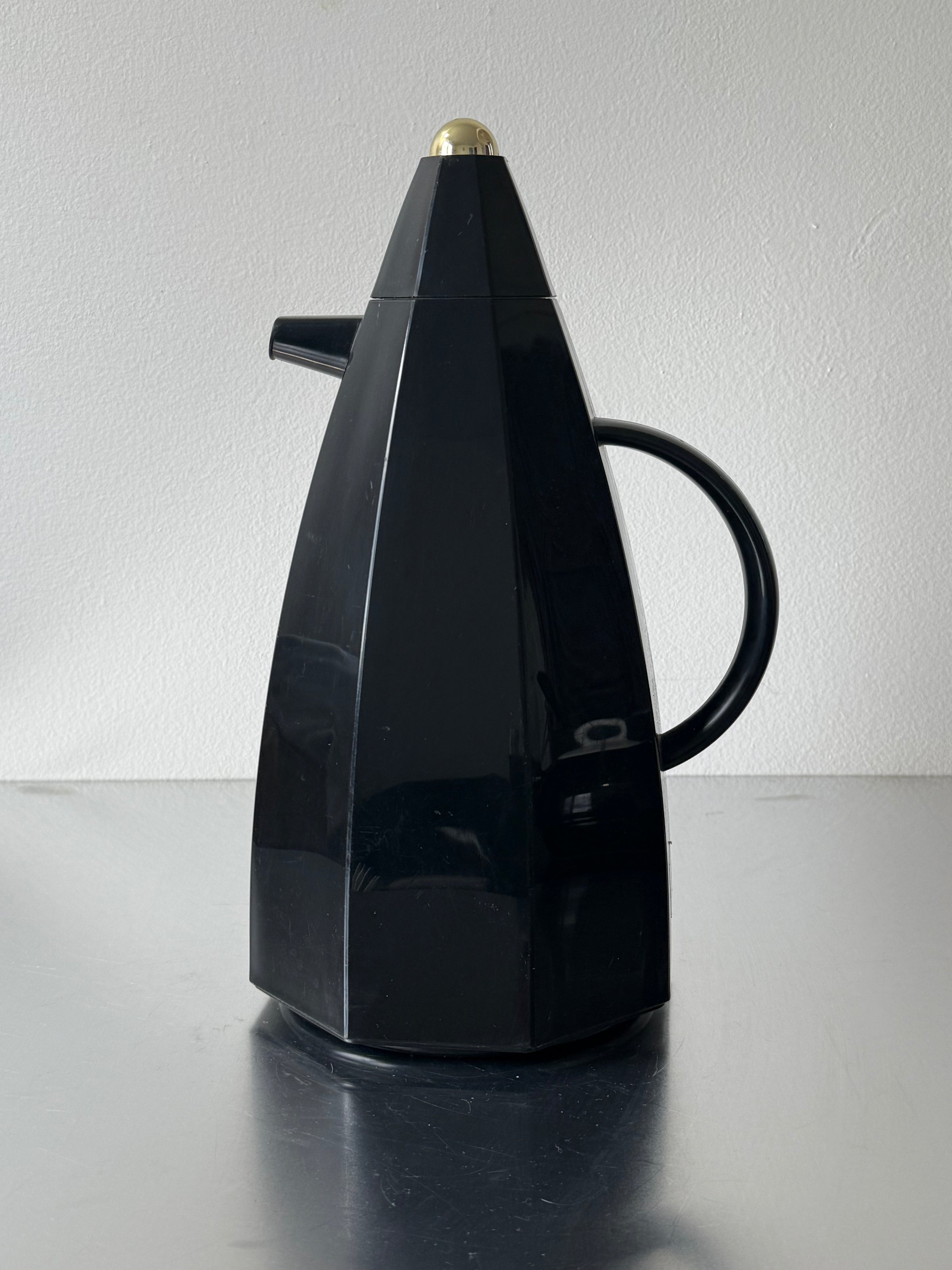 Postmodern Studio Nova Carafe