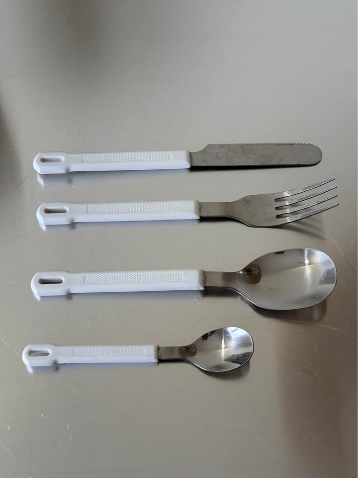 Set of 24 pieces Vintage Hanging Cultery