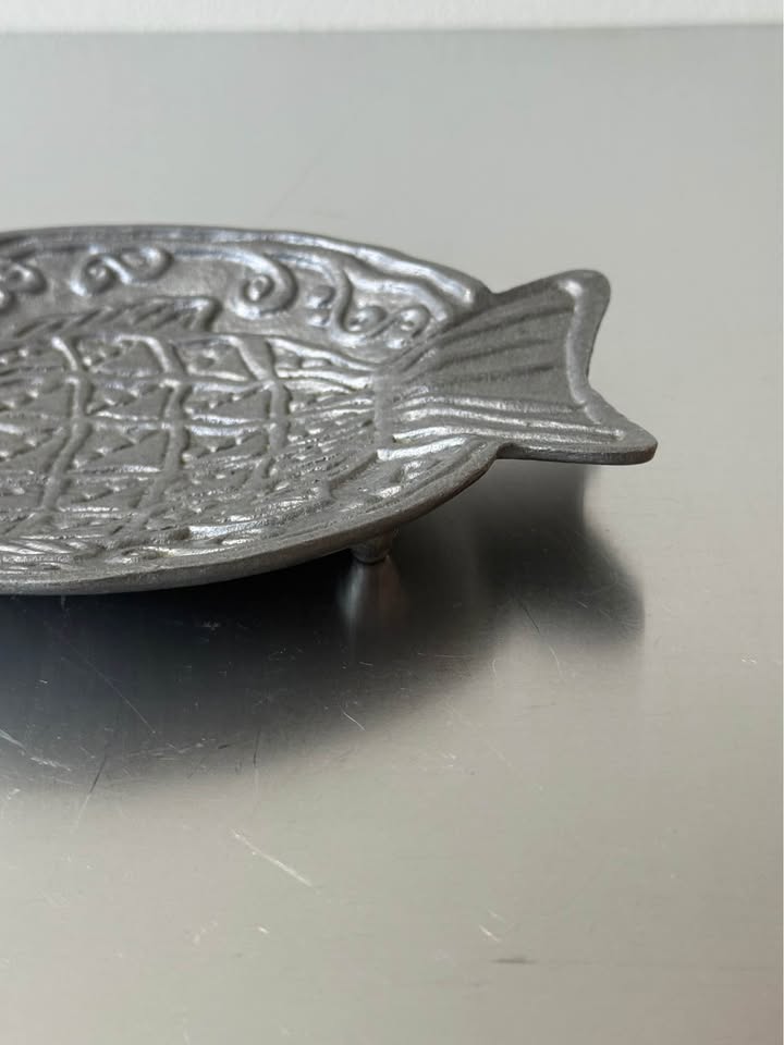 Aluminum Silver Antique Fish Trinket Tray Dish Decor